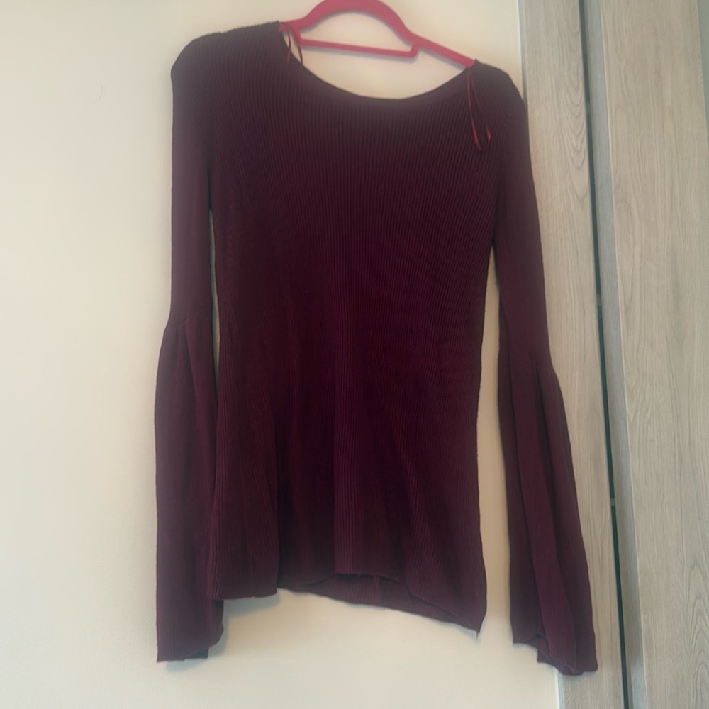 Raspberry flare sweater size S